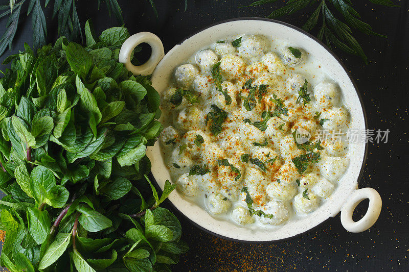 泡莲子(Makhana) Raita